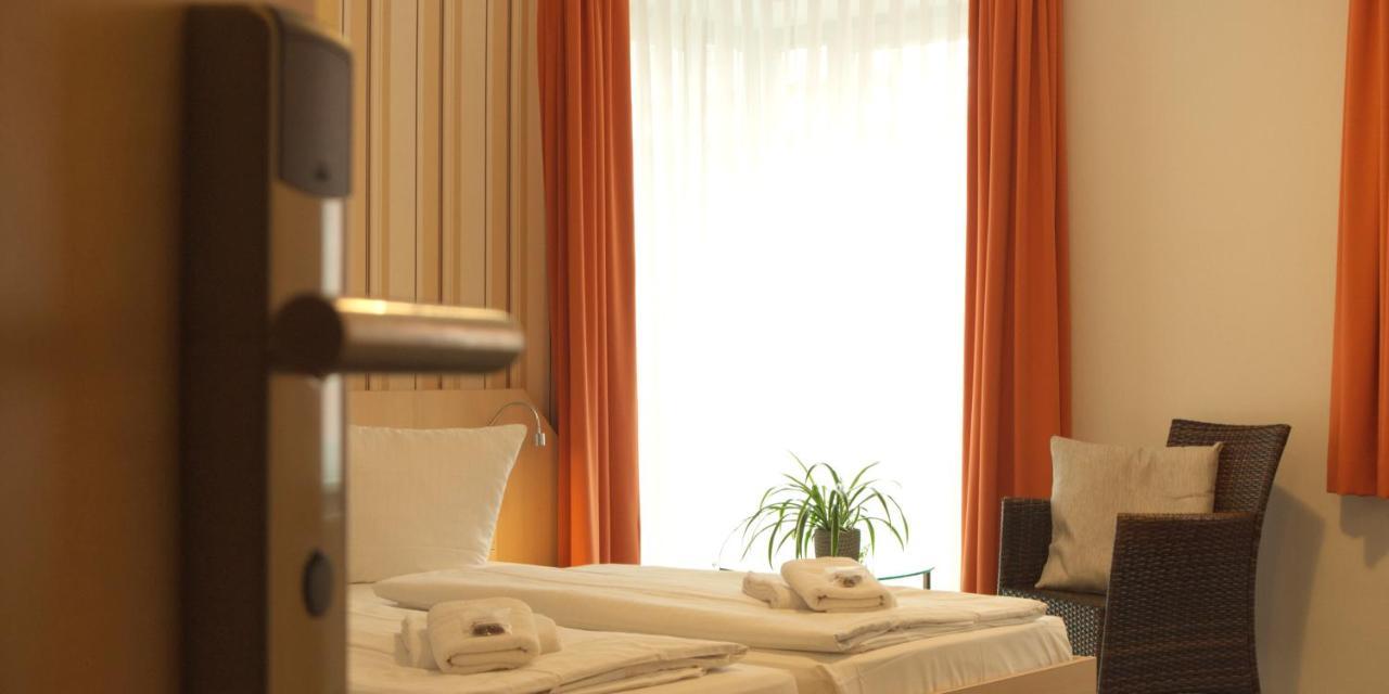 Mueritzperle Hotel Варен Екстериор снимка
