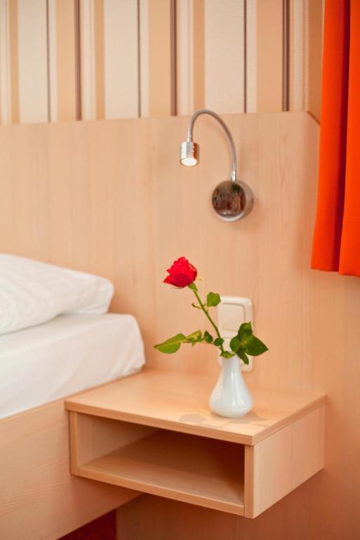 Mueritzperle Hotel Варен Екстериор снимка